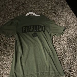 Pearl Jam great short sleeve tea tour of 2022